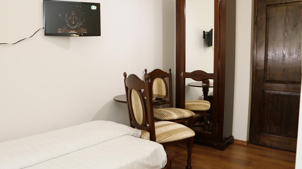 Hanu Lui Gica Spa Satu Mare Room photo