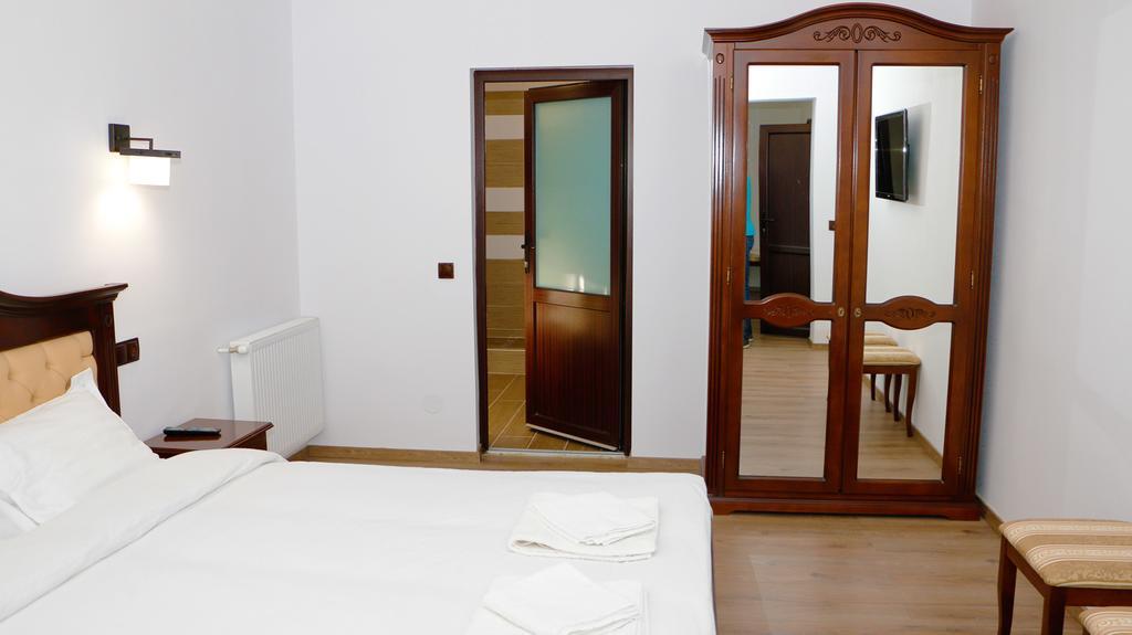 Hanu Lui Gica Spa Satu Mare Exterior photo